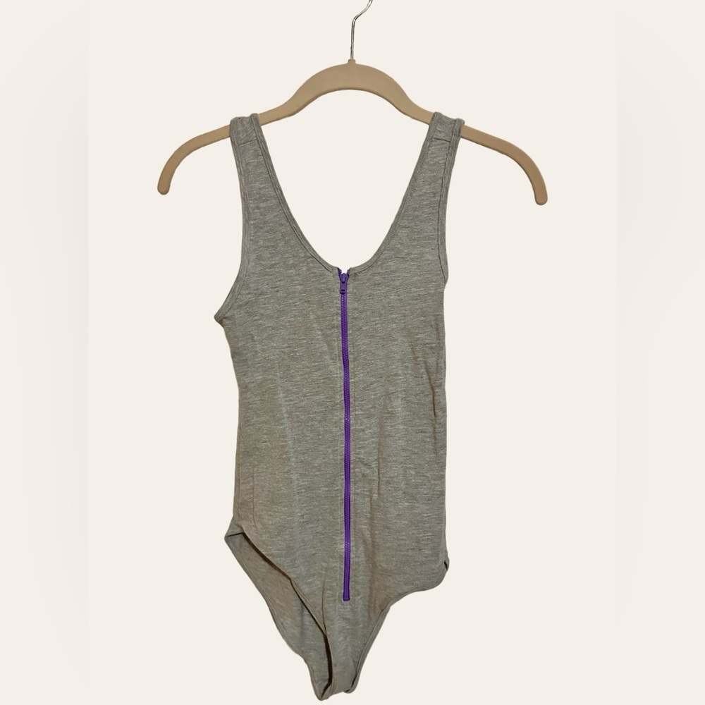 ✨American Apparel✨ 2010 zip front bodysuit